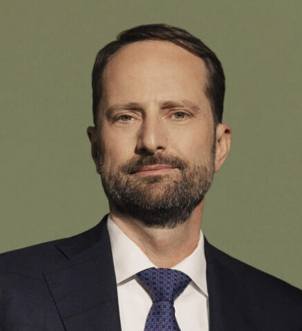 Porträtfoto von Dr. Stefan Wenaweser